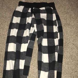 kids checkered sweats